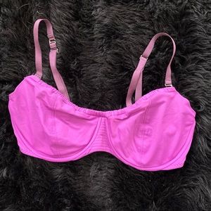 Malia Mills bra sized swimwear bikini top